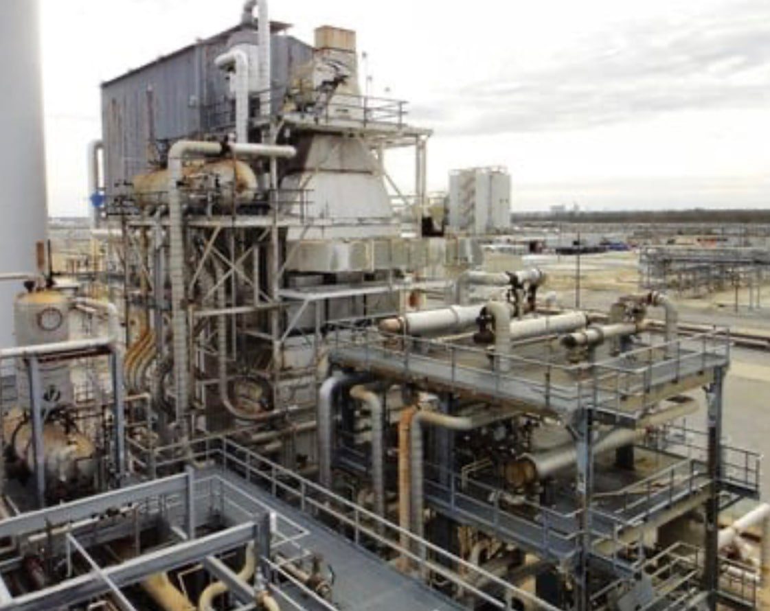 Process plant structure with piping, platforms and pressure equipment at a U.S. facility